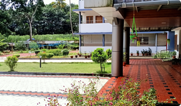 Homely atmosphere with a vast area of farmland for residents to move around